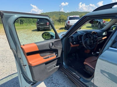 2024 MINI Cooper S Countryman Iconic