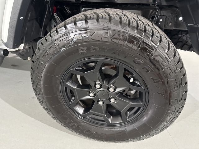 2022 Jeep Gladiator Willys