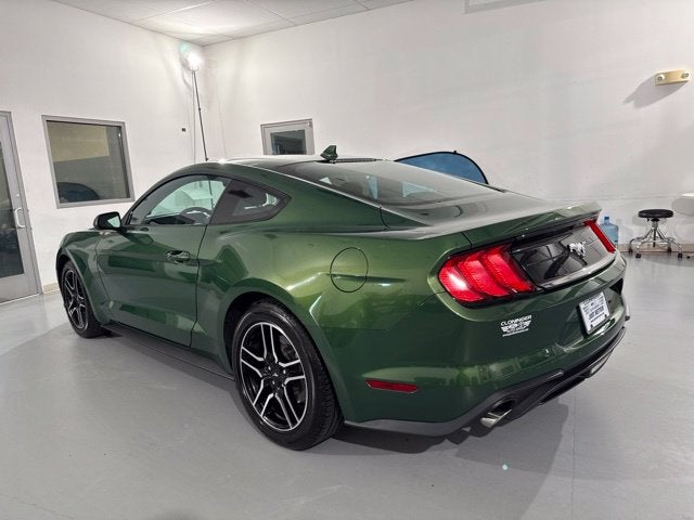2022 Ford Mustang EcoBoost