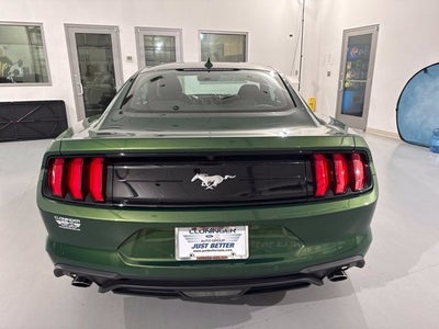 2022 Ford Mustang EcoBoost