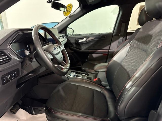 2025 Ford Escape Hybrid ST-Line