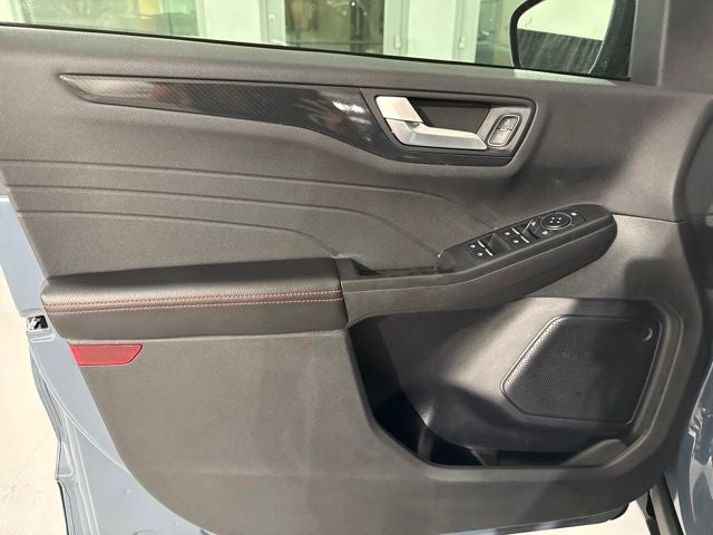 2025 Ford Escape Hybrid ST-Line