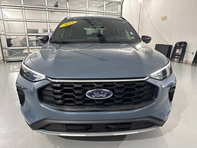 2025 Ford Escape Hybrid ST-Line