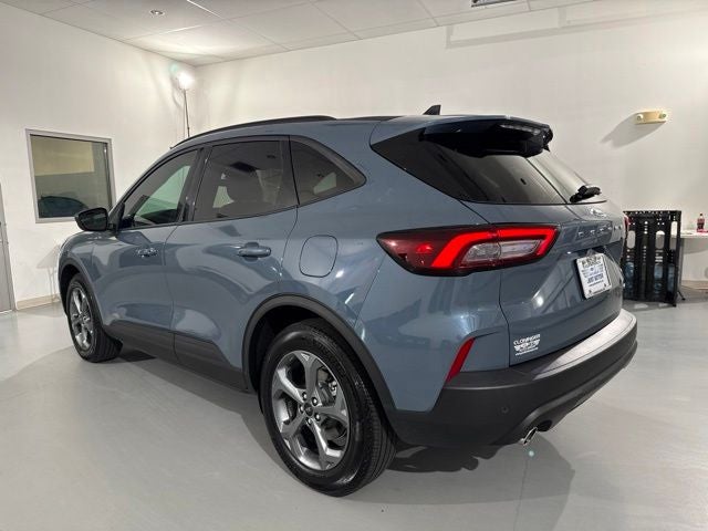 2025 Ford Escape Hybrid ST-Line