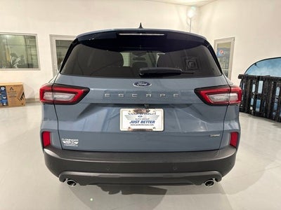 2025 Ford Escape Hybrid ST-Line