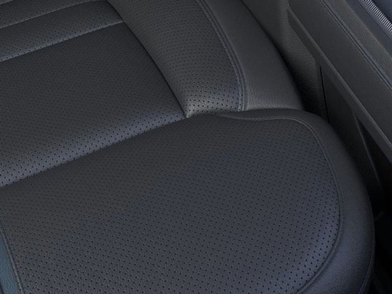 2025 Ford F-250 Platinum