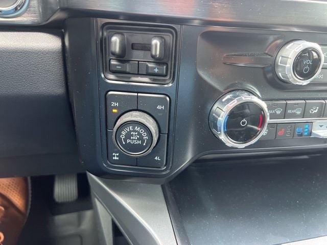 2025 Ford F-350SD Lariat