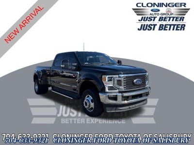 2022 Ford F-350SD Lariat DUALLY