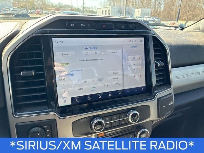 2022 Ford F-350SD Lariat DUALLY