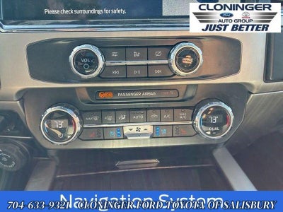 2022 Ford F-350SD Lariat DUALLY