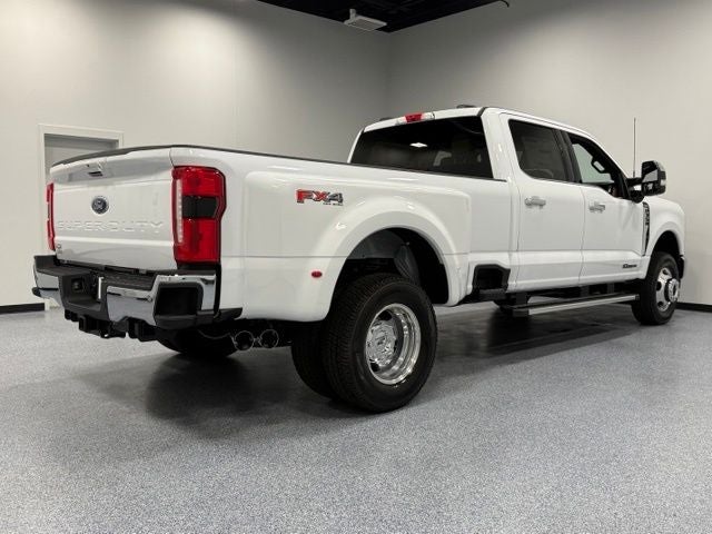 2026 Ford F-350SD Lariat DRW
