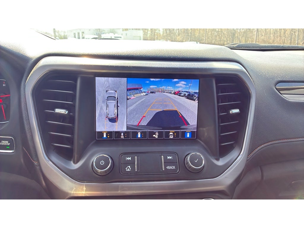 2023 GMC Acadia AT4