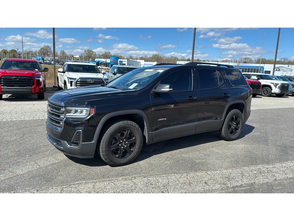 2023 GMC Acadia AT4