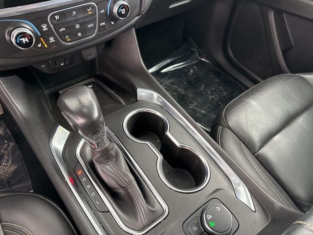 2022 Chevrolet Traverse LT Leather