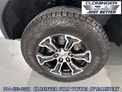 2023 GMC Canyon 4WD AT4