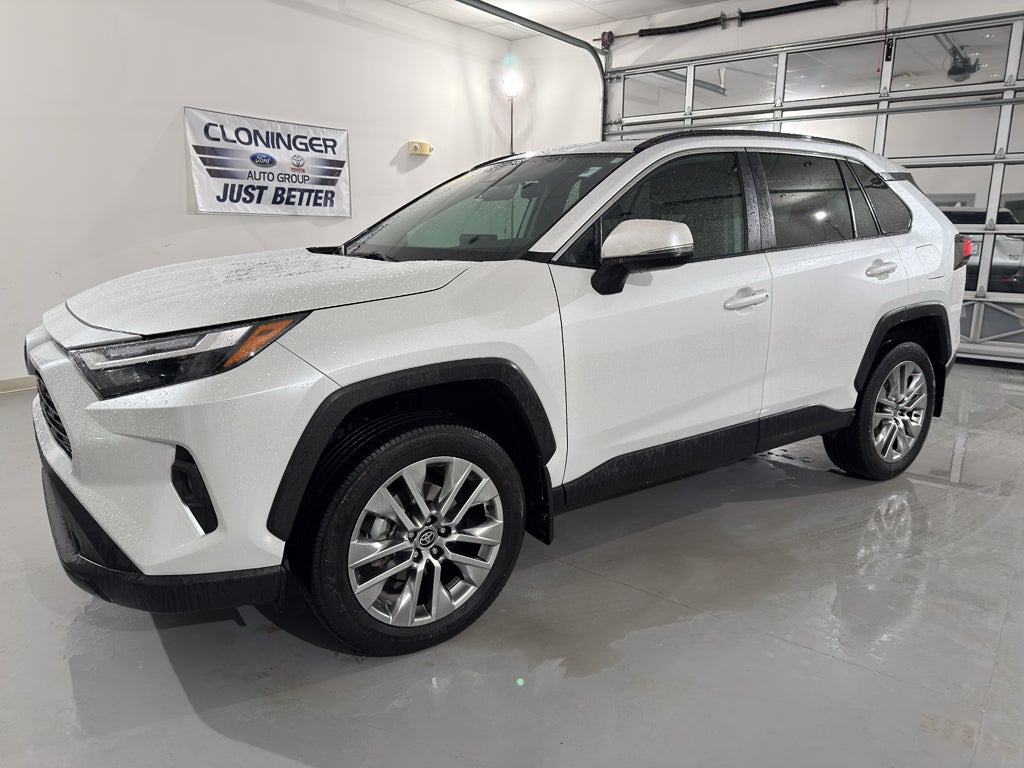 2024 Toyota RAV4 XLE Premium