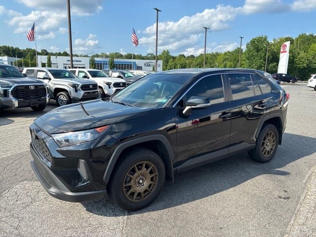 2022 Toyota RAV4 LE