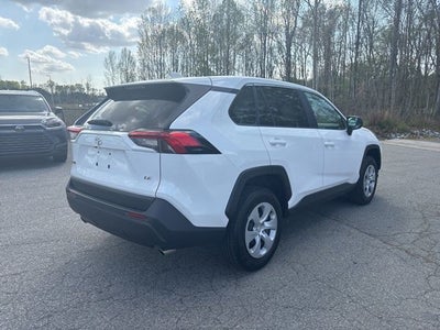 2025 Toyota RAV4 LE