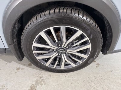 2022 Nissan Kicks SV