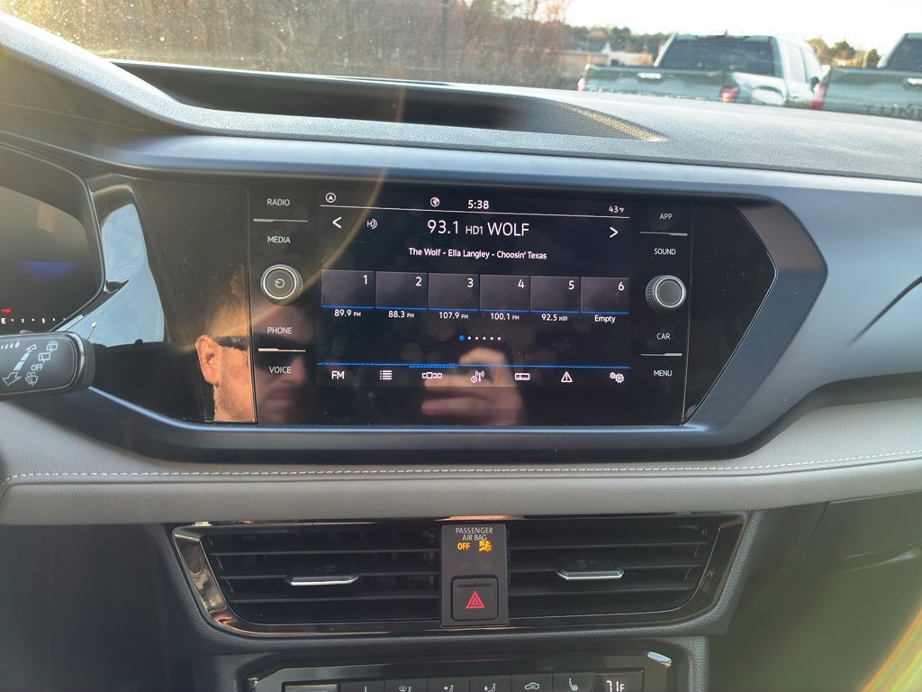 2024 Volkswagen Taos SE