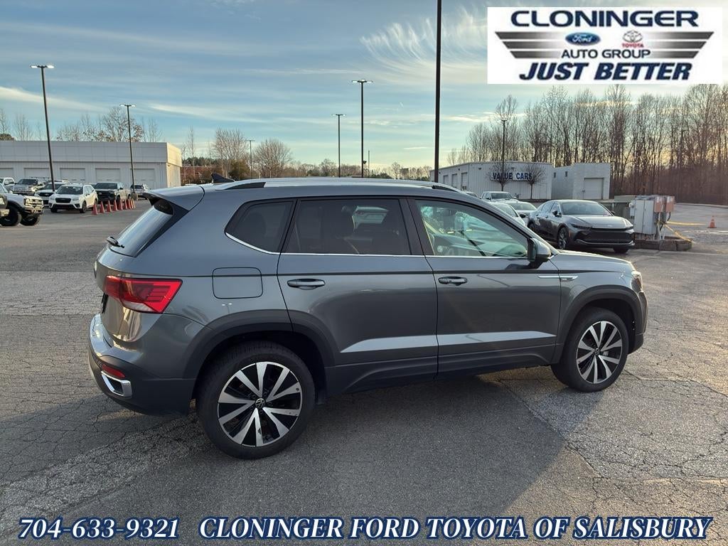 2024 Volkswagen Taos SE