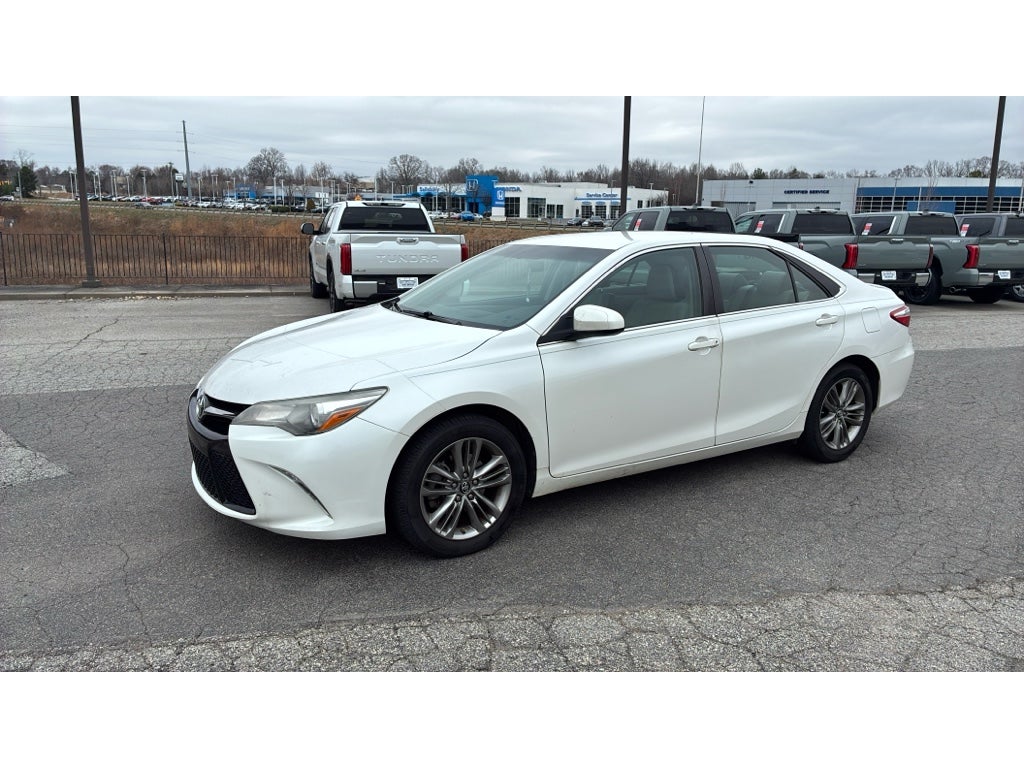 2017 Toyota Camry SE