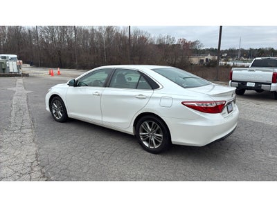 2017 Toyota Camry SE