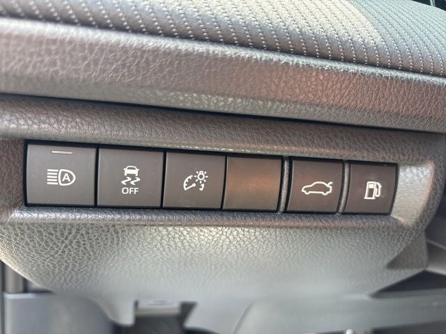 2025 Toyota Camry Hybrid SE