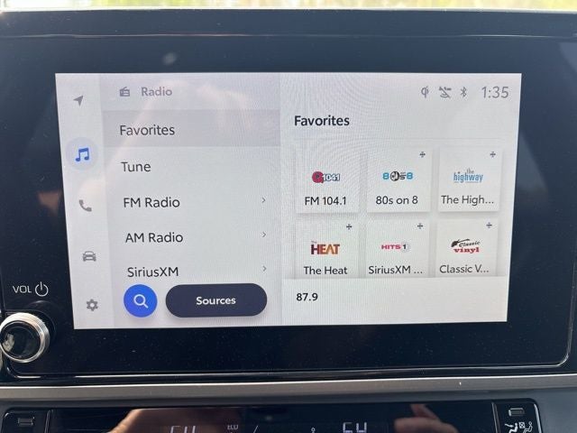 2025 Toyota Camry Hybrid SE
