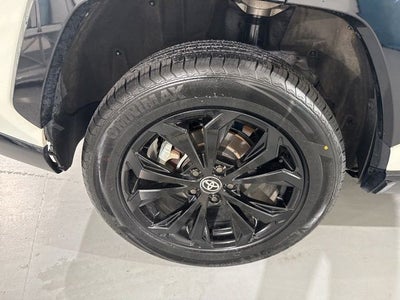 2022 Toyota RAV4 Hybrid SE