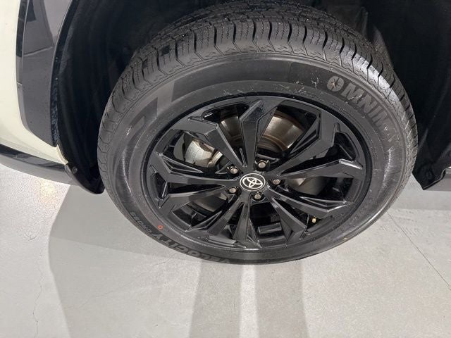 2022 Toyota RAV4 Hybrid SE