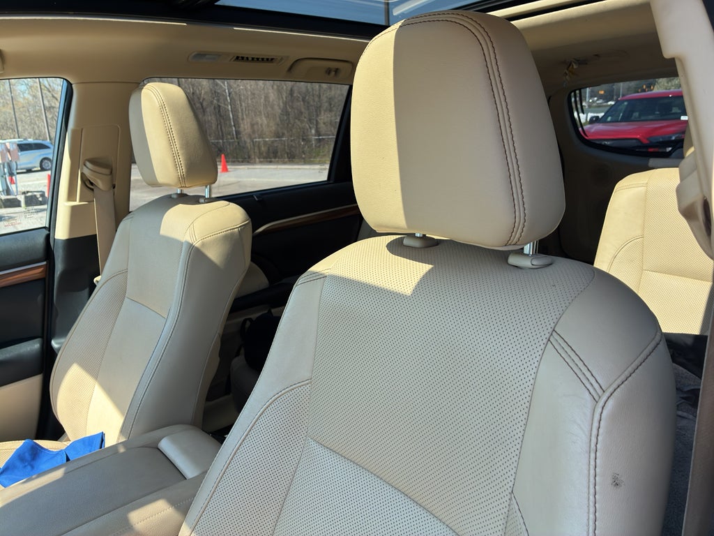 2017 Toyota Highlander Limited Platinum