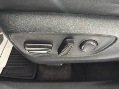 2023 Toyota Highlander Hybrid Hybrid XLE