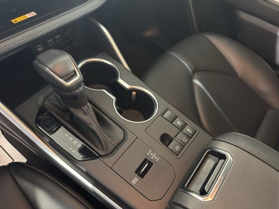 2023 Toyota Highlander Hybrid Hybrid XLE