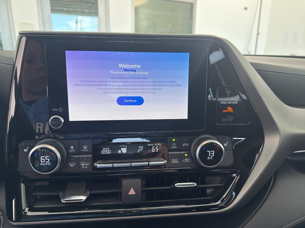 2023 Toyota Highlander Hybrid Hybrid XLE