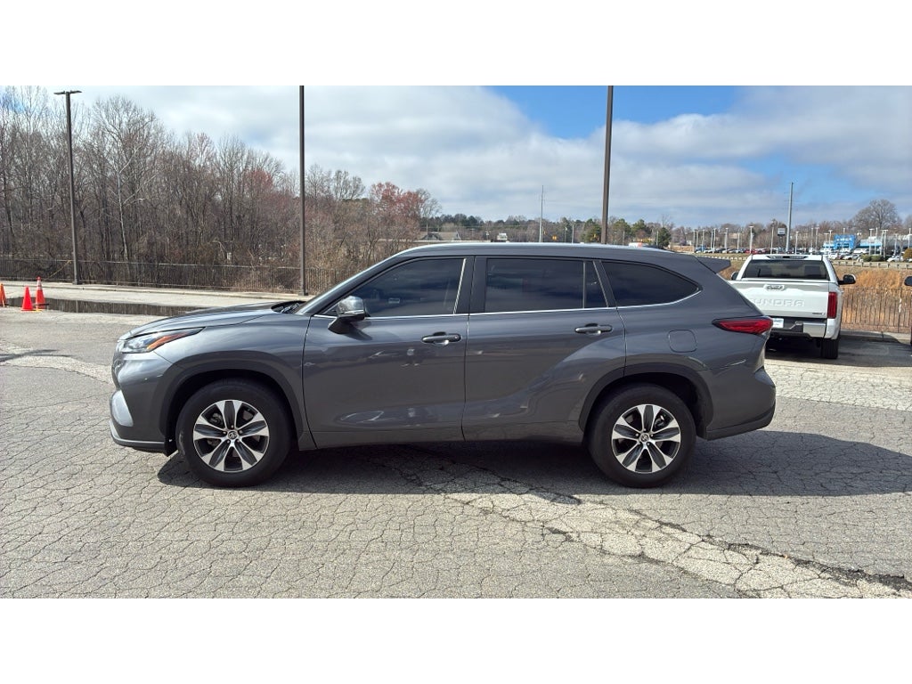 2023 Toyota Highlander Hybrid Hybrid XLE