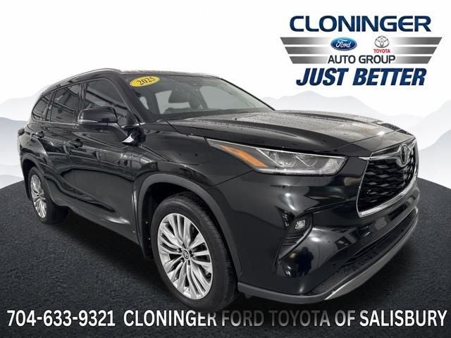 2025 Toyota Highlander Platinum