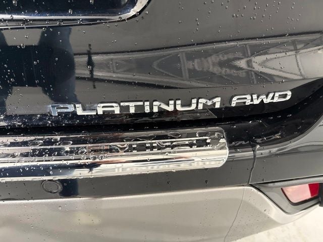 2025 Toyota Highlander Platinum