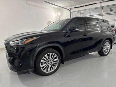 2025 Toyota Highlander Platinum