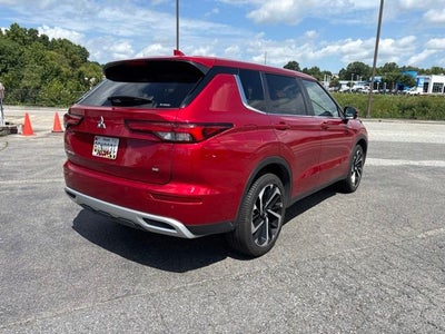 2024 Mitsubishi Outlander SE
