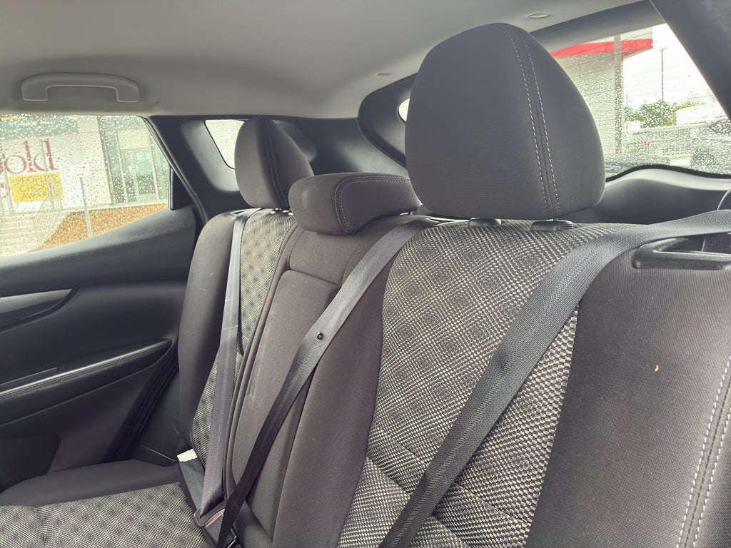 2018 Nissan Rogue Sport SV