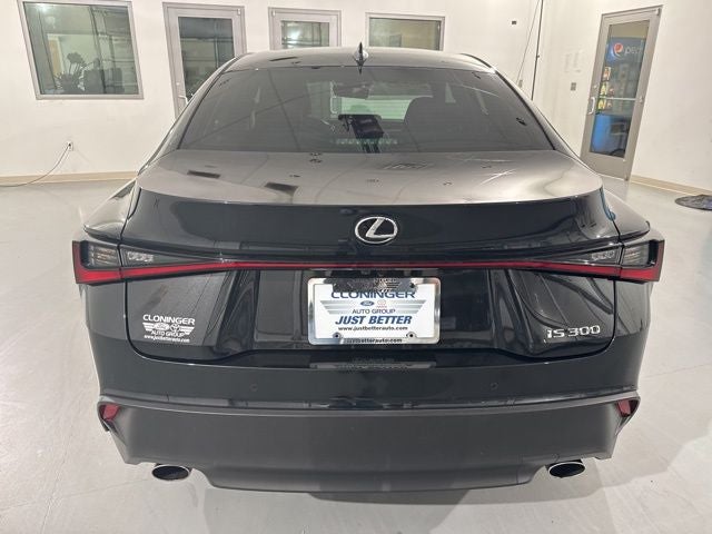 2022 Lexus IS 300