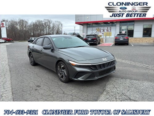 2025 Hyundai Elantra SEL Sport