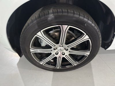 2021 Volvo XC60 T5 Inscription