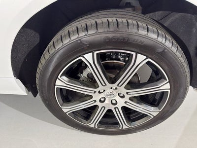 2021 Volvo XC60 T5 Inscription